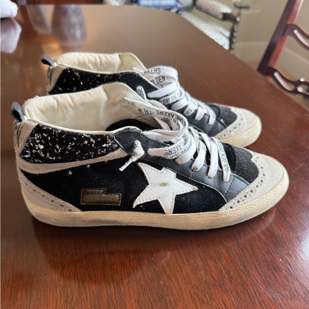 Golden Goose Women’s mid star sneakers